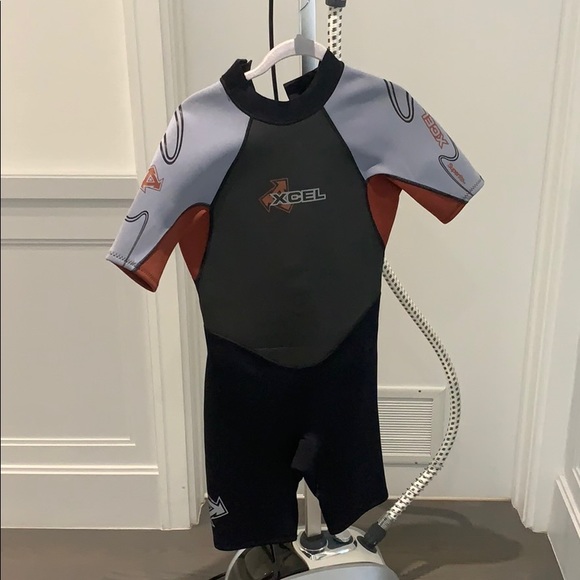 Xcel Boys Wetsuit size 16 - Picture 1 of 6